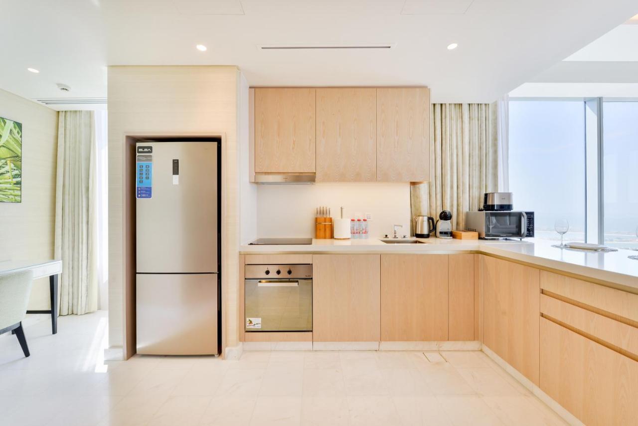 Ultra Luxury Palm Tower With Shared Hotel Facilities Dubai Exterior photo
