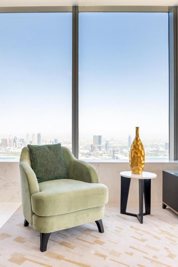 Ultra Luxury Palm Tower With Shared Hotel Facilities Dubai Exterior photo
